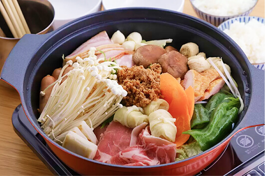 お部屋食でわんちゃんも一緒にゆっくり！